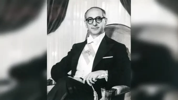 arturo-frondizi-20210416-1159895
