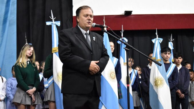 acto-25-de-mayo-2022