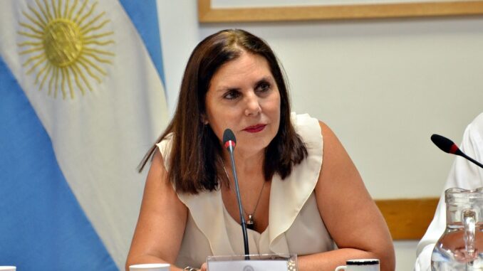 gabriela-lena