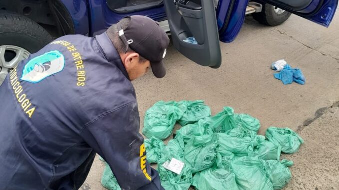 06896b26-f978-43b1-a083-59245bd3fb2e