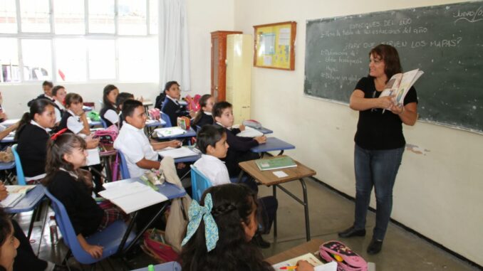 DIA-DEL-MAISTRO-1-678x381