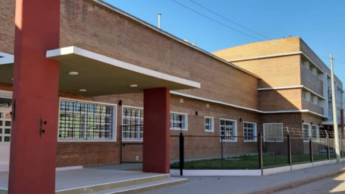 escuela-759x500