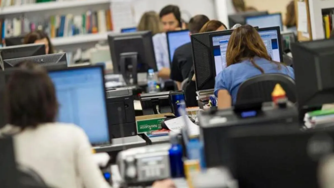 Dan-de-baja-contratos-de-empleados-públicos-1024x576