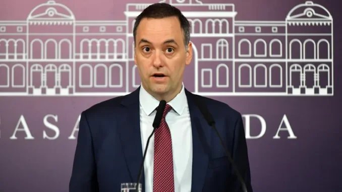 manuel-adorni-3jpg
