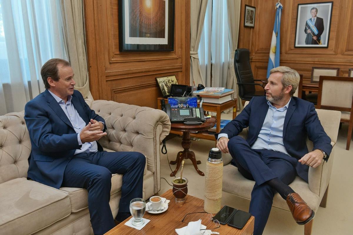 Frigerio convocó por primera vez a Bordet en su carácter de ex mandatario