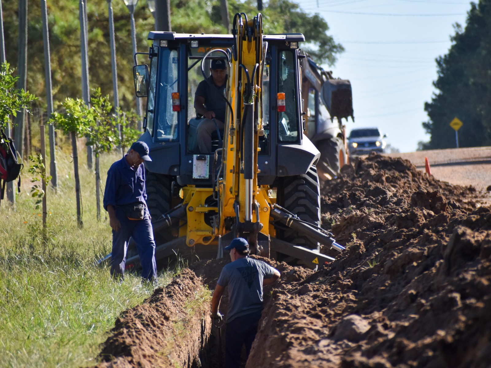 Se realizan trabajos para mejorar la red de agua en dos barrios de Chajarí
