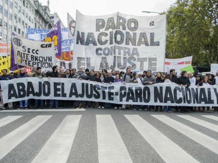 El Gobierno les descontará el día a los estatales que se adhieran al paro nacional contra la reforma laboral