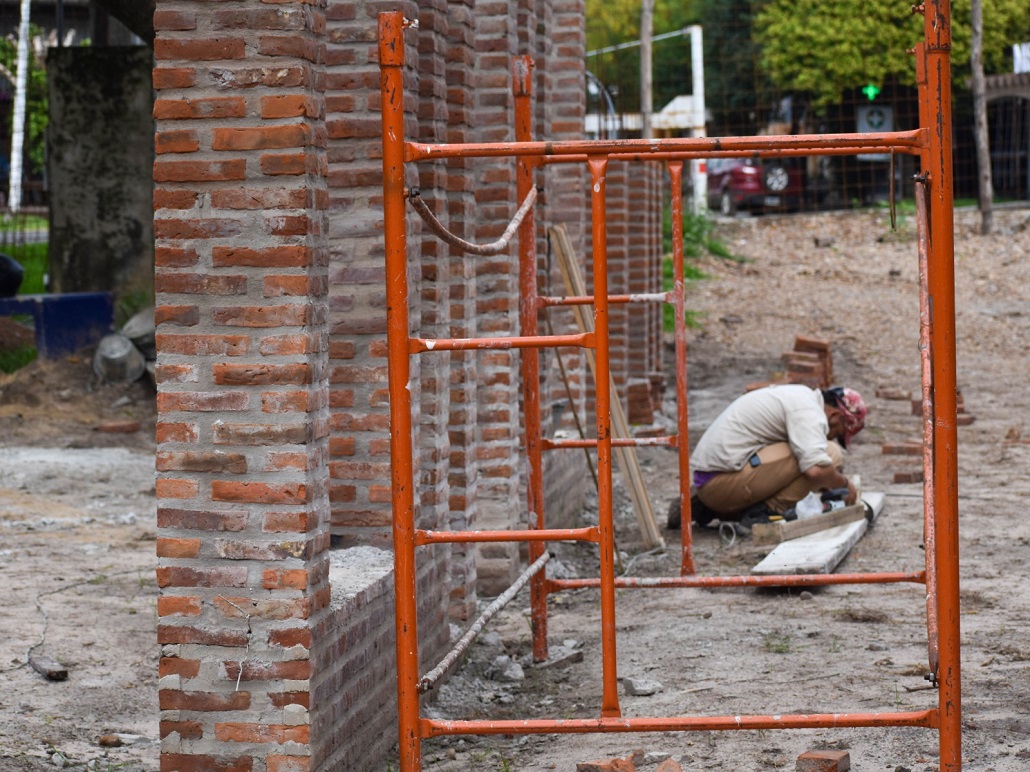 Chajarí: avanzan los trabajos en la plazoleta de la ex Estación del Ferrocarril