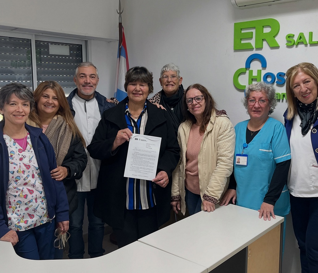 Hospital Santa Rosa: en el Día de la Enfermería despidieron y saludaron a María Paulina Zarza