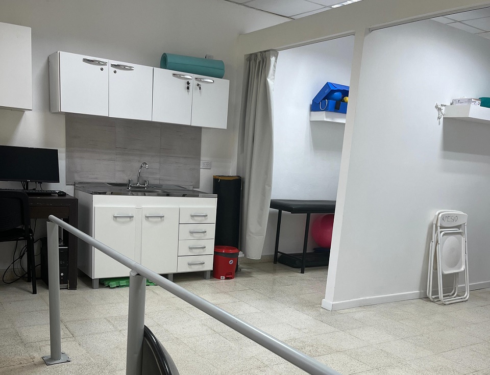 Se construyeron nuevos boxs en el área de Kinesiología del hospital Santa Rosa