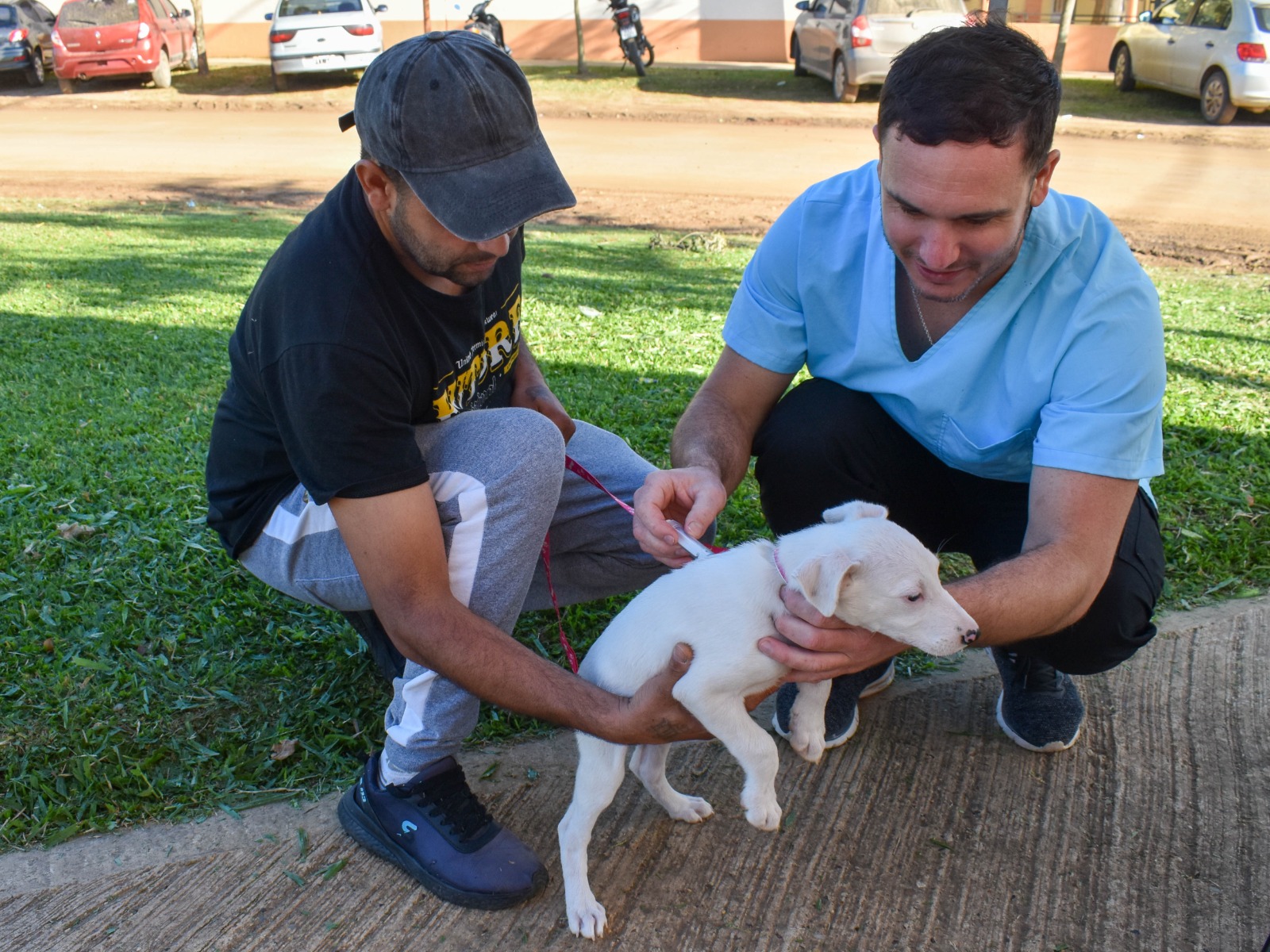 Salud y Zoonosis atienden en barrio Sacachispas, este viernes