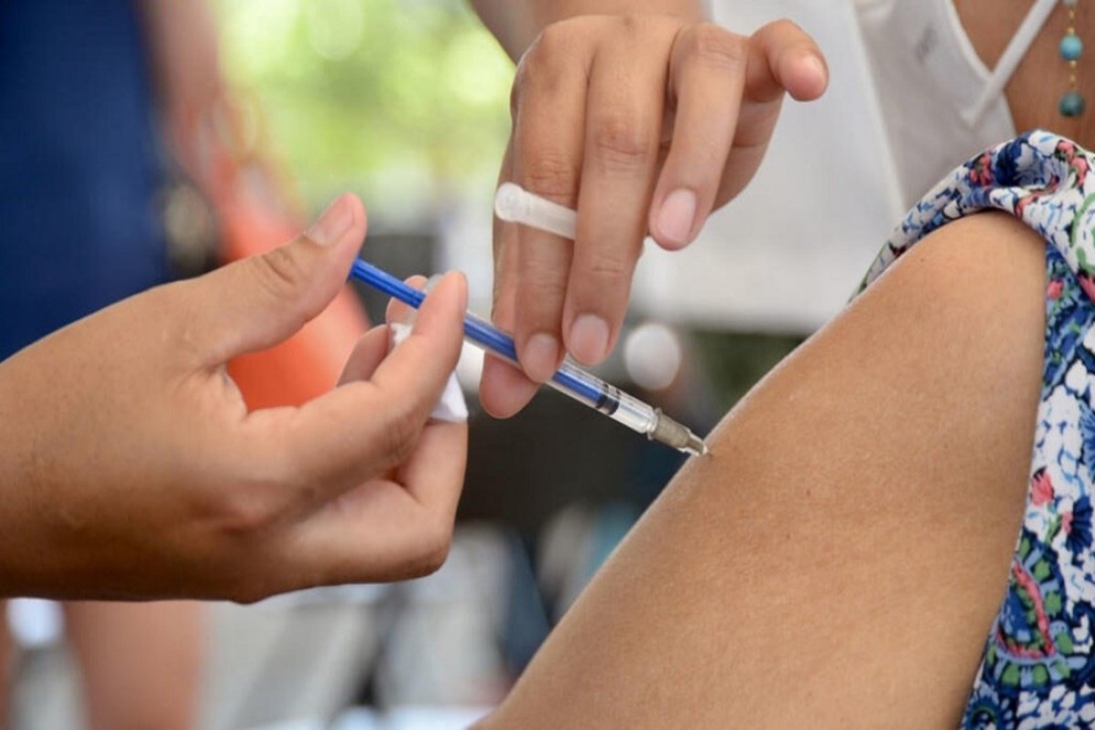 Entre Ríos amplió la campaña antigripal y comenzó la vacunación para docentes y fuerzas de seguridad