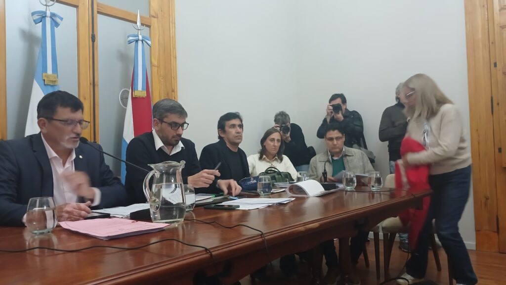 Reforma jubilatoria: AGMER expuso cómo y cuánto se empobrecerán las jubilaciones